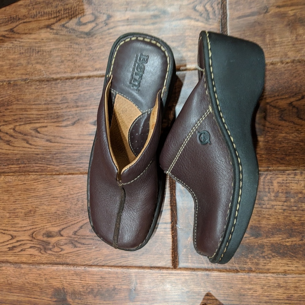 Born Clogs